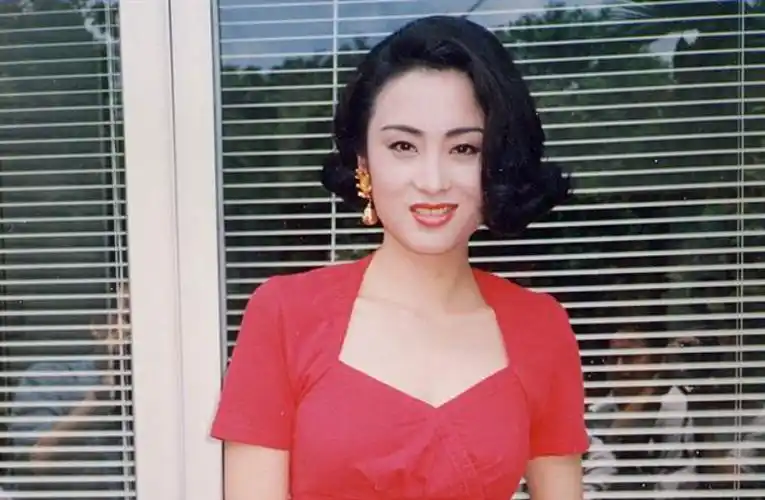 能驾驭得了"短发"的女星,只服这6位,最后一位堪称短发天花板