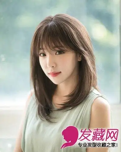 随性长卷发发型最瘦脸适合方脸女生