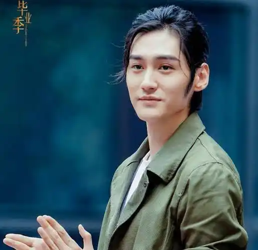 《极限挑战》刚播出,邓伦杀青多年的新剧官宣,看阵容