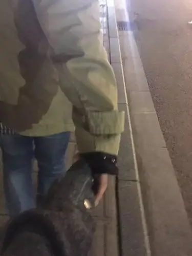 秀出你的牵手照片 我有大奖,那么你有故事吗?