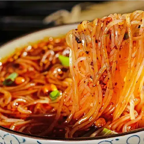 白家酸辣粉丝方便粉丝四川小吃肥肠粉麻辣烫老坛酸菜粉速食10袋装