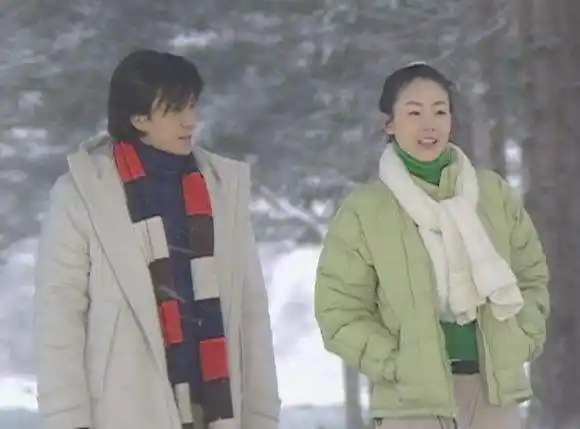 韩国人评选最喜爱的电视剧第1名撮合男女主角2部国民剧上榜