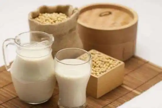 常喝"豆浆"好处多多,但这5类人或不适合喝豆浆,建议__