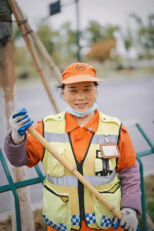 种地吧劳动节主题影展##最美工作照##帮劳动人民上热搜