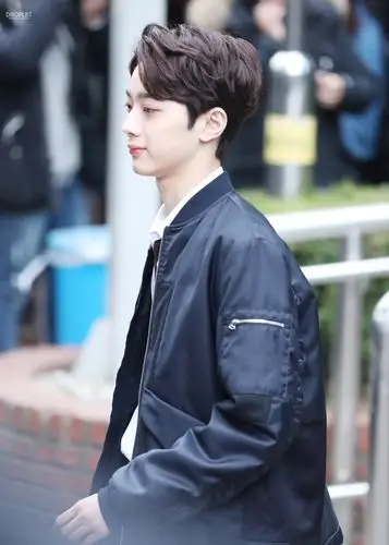 171117 赖冠霖 音乐银行 外出&下班 饭拍整理【171215 新增高清】