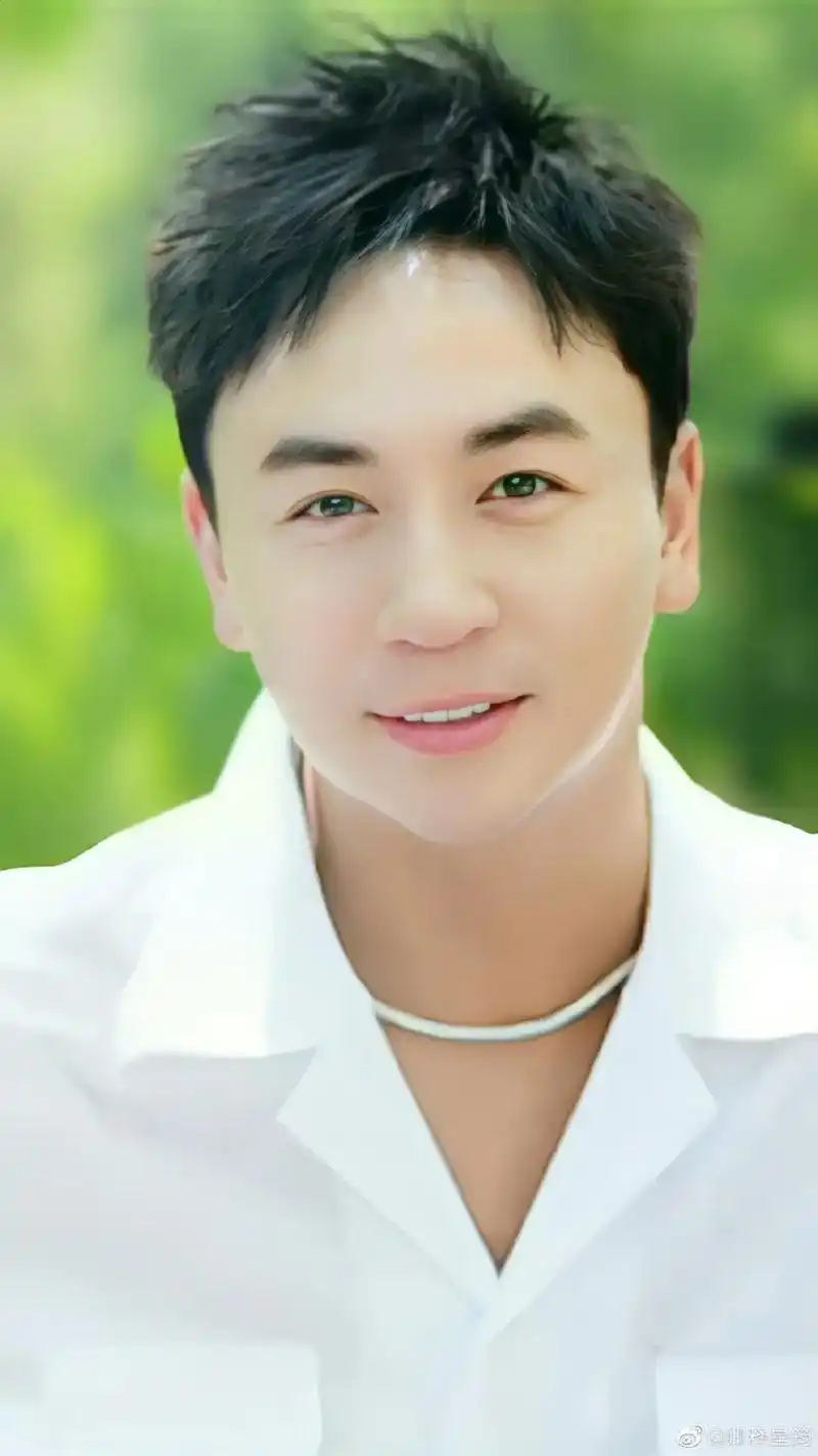 阳光男孩 #释小龙 - 抖音