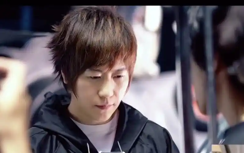 点击就看陈信宏绝美流泪公司电影花絮