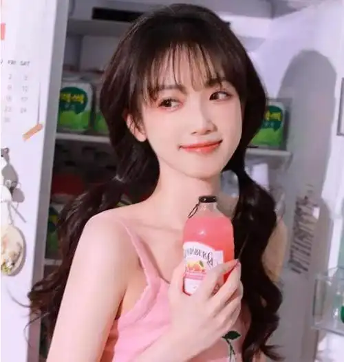 女人想抗老睡前保养得狠抓,坚持做这4件事,皮肤白嫩细腻气质佳