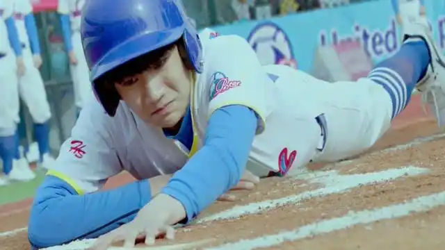 我们的少年时代:因为他小熊队赢得全场掌声,班小松却哭了!