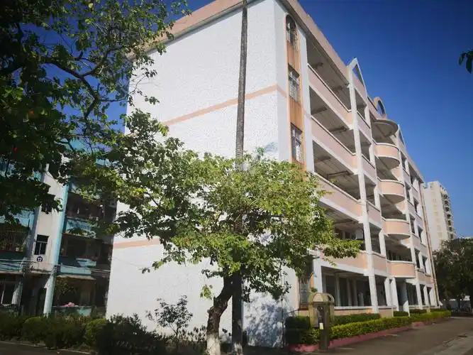 广州花都一中学校