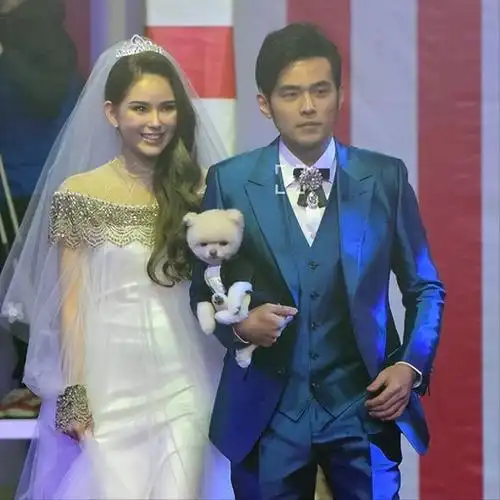 没想到前脚刚进后脚就遇到了周杰伦|新歌|侯佩岑|综艺节目|我爱黑涩会