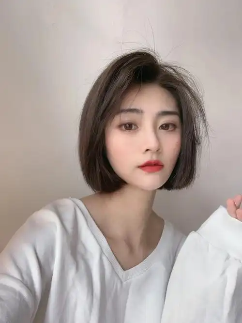 小清新减龄"显瘦齐肩中短发96适合圆脸换发型等于换脸短发女生的
