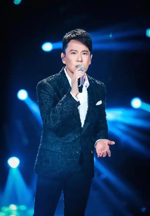 你的歌陪伴了我整个青春—张信哲."思而不语,念而不忘,想而不 - 抖音