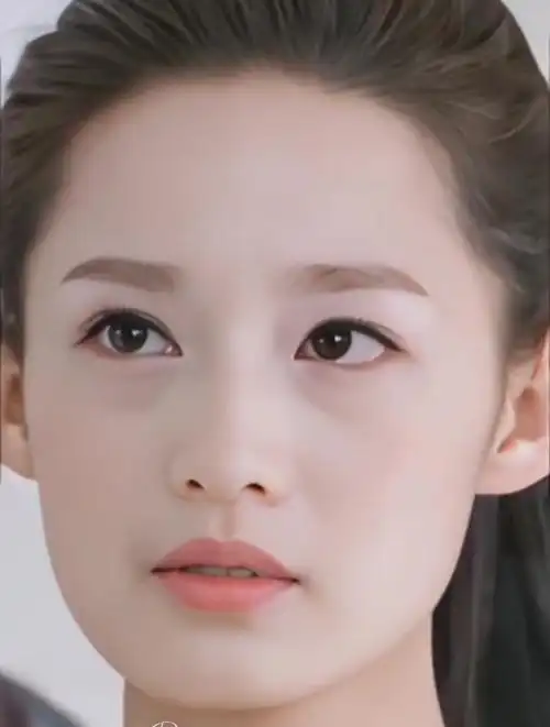 李沁刚出道时有多美?那时没有美颜滤镜的她,这颜值也太漂亮了!