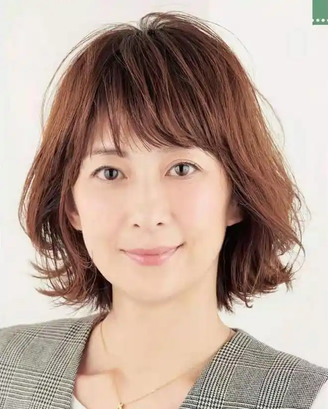 45岁的女人,建议避开这3种发型,不仅大妈感十足,还显老没气质