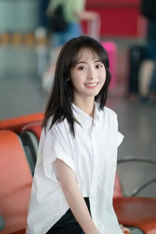 邢菲身高体重身高仅157的邢菲