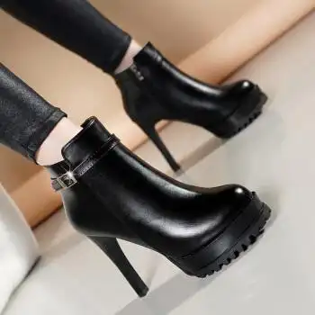 靴子女冬2018新款细跟高跟短靴防水台圆头黑色加绒时尚马丁靴秋季