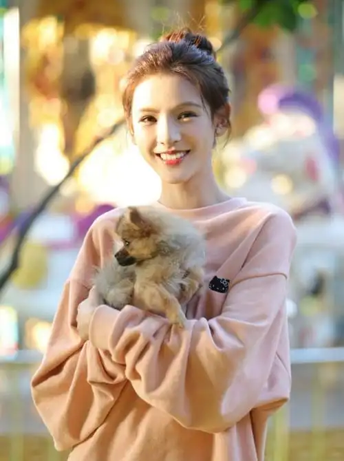 张予曦五官非常精致_圈子-新氧美容整形