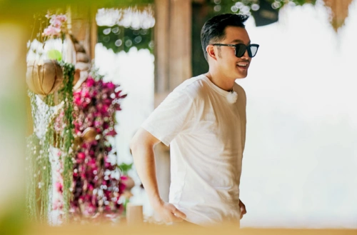 向往4沙溢跳傣族舞头上戴花自带喜感沙沙子出道吧