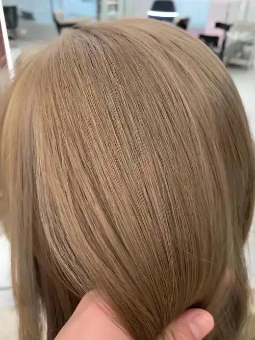 奶茶灰棕#巨显肤白徐州染发徐州发型徐州烫发显白发色亚麻棕色徐州