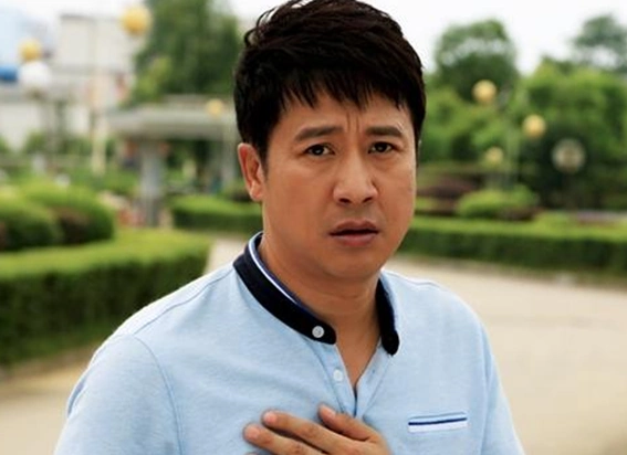 由张国强,颜丹晨领衔主演的电视剧《北方大地》正在央视综合频道