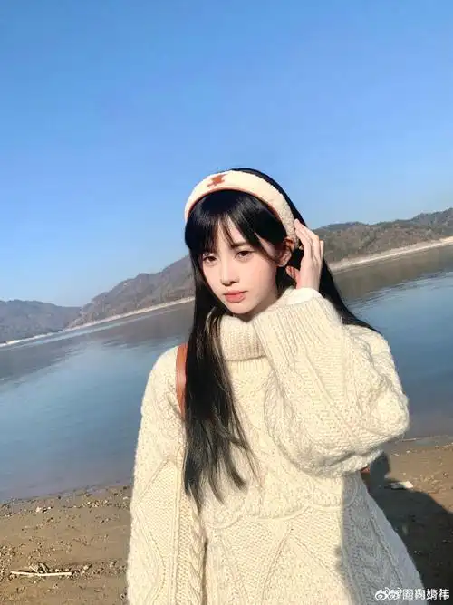 鞠婧祎冬日暖阳照##冬日阳光下的鞠婧祎