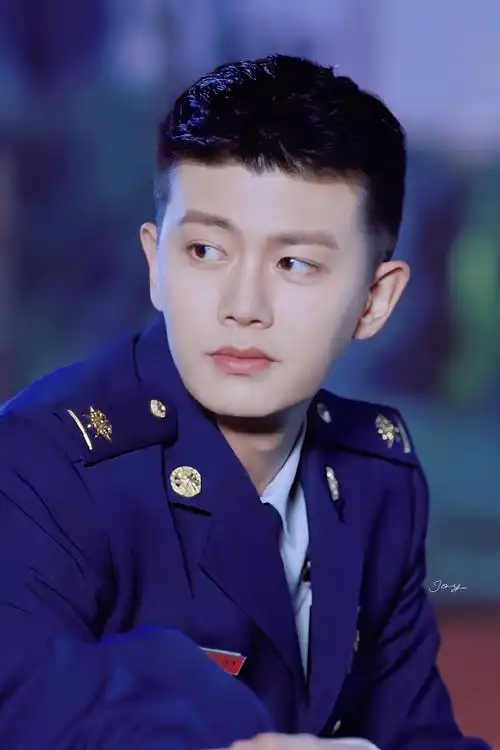 李溪成求婚# #任嘉伦蓝焰突击# 恭喜. 来自joy悦悦子 - 微博