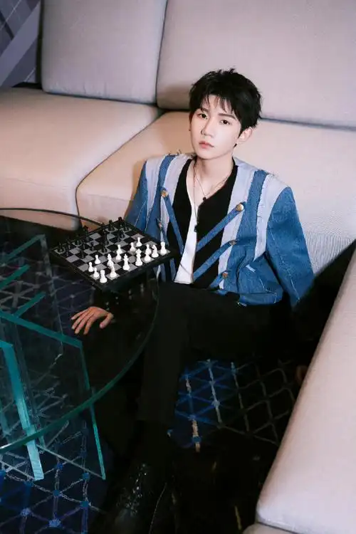 倩碧亚太区品牌代言人王源##王源电视剧灿烂