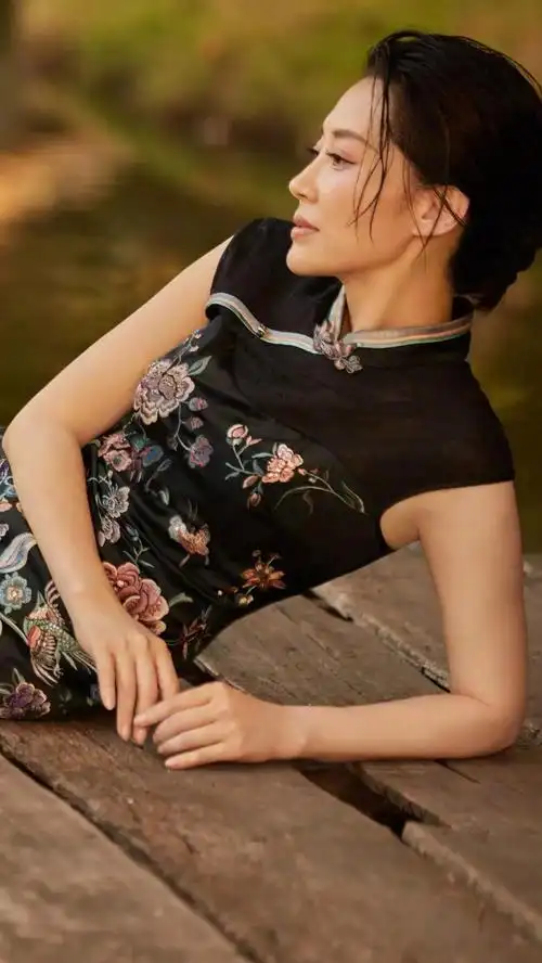 许晴照片短发著名演员许晴照片