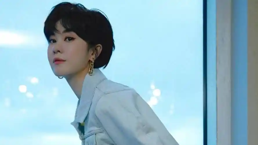 周笔畅,袁一琦,张颜齐等众多明星登台领奖,摩登兄弟刘宇宁,郁可唯