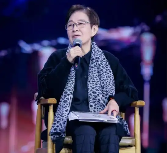 回顾这回闹大了谷建芬被网友指责怒喷刀郎谷建芬已发律师函