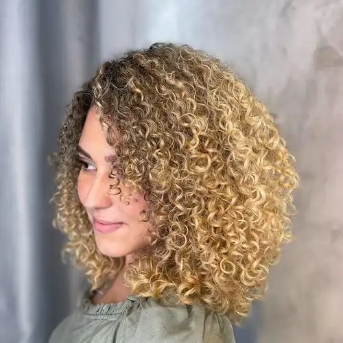 第一种螺丝卷全头烫