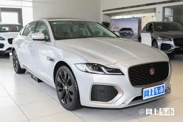 捷豹路虎主力车大降价!新极光上市就打折 最低卖18万