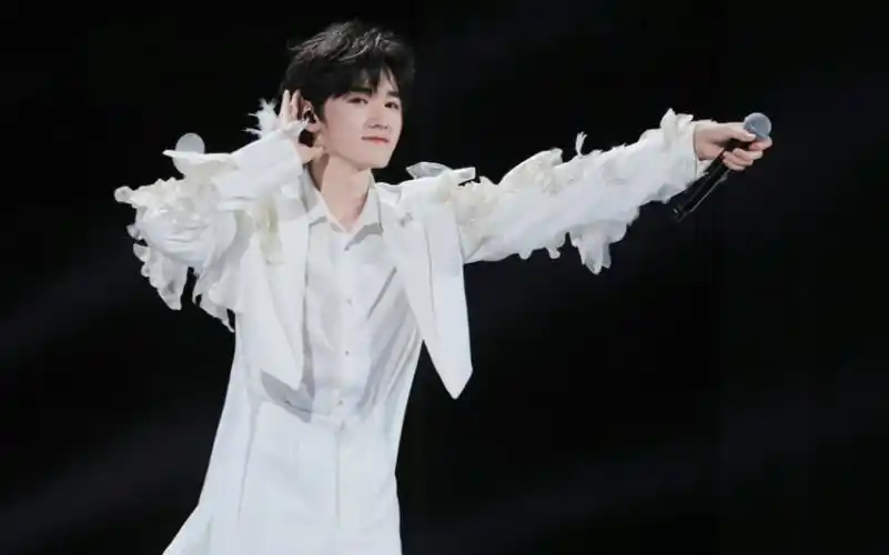 【宋亚轩】迟来的演唱会心动瞬间