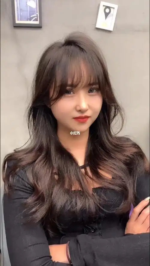 法式刘海云朵烫