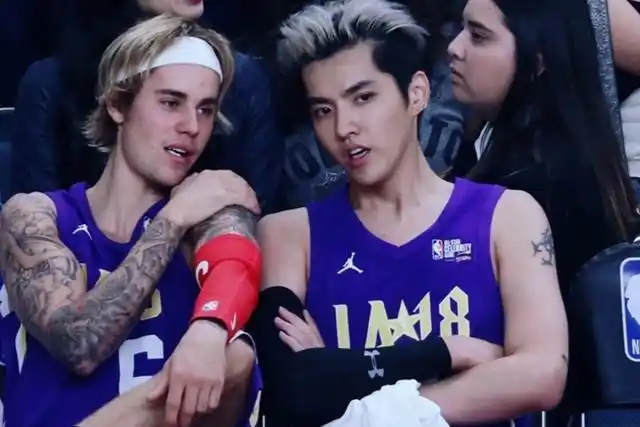 吴亦凡复工被曝隔离一下飞机就被送往酒店超配合