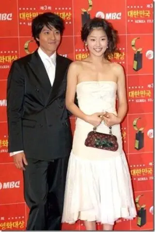 李东健和韩智慧  2008年1月4号李东健韩智慧这对公开恋人在甜蜜相恋3