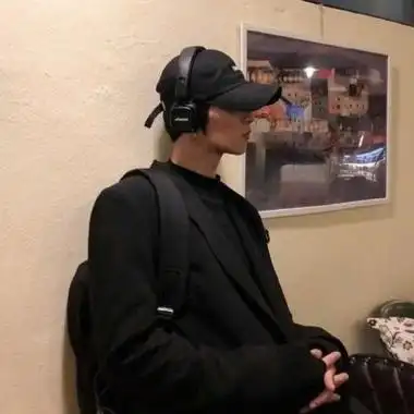 霸气高冷男神图片高清-男生头像 - 壁纸家