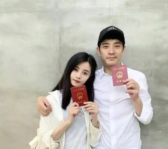 有不少人觉得殷桃的状态之所以能这么好,和她不结婚不生子的生活状态