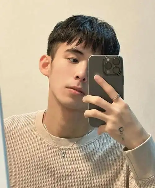 男生"不烫不染"的3款发型,简单帅气,剪完秒变潮流小哥哥!