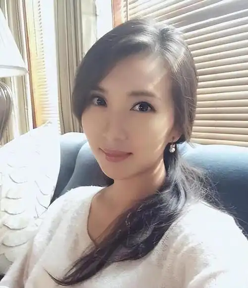 消失已久嫁大8岁富豪连生三胎的陈好已经走上另一条大道