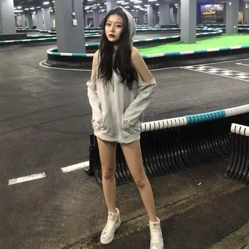 包邮 社会女衣服精神女快手红人同款女外套露肩连帽宽松长袖t恤女生春