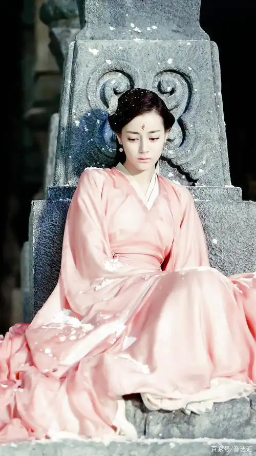 迪丽热巴主演的《三生三世枕上书》正在热播,分享一组高清剧照