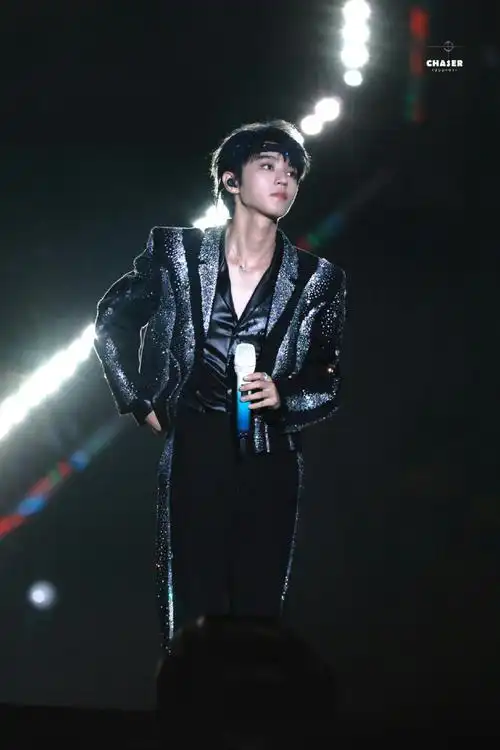 tfboys十周年演唱会登阿里财报#分享一些十周年舞台上美神王俊凯的