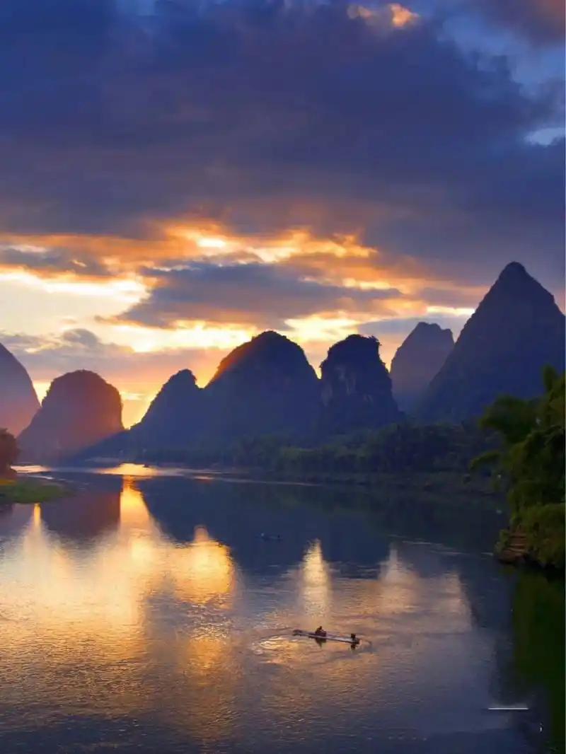 桂林漓江风景名胜区——国家5a景区   桂林市漓江景区位于广西壮族