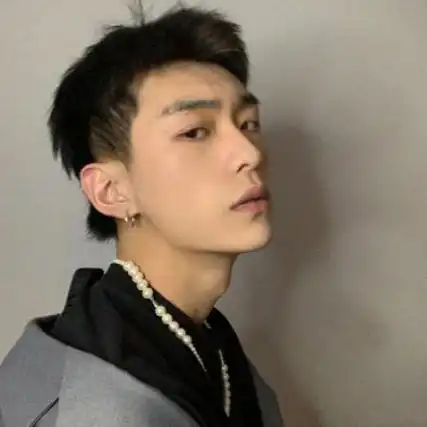 成熟个性男头像成熟稳重有内涵的男生头像图片