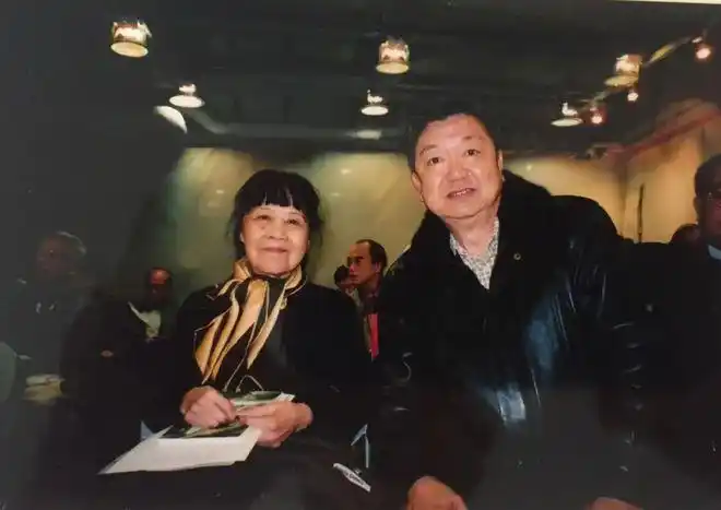 名师名家名人坛黄永玉夫人梅溪女士李远荣中国香港