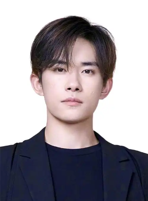 刘德华易烊千玺合唱还是笨小孩#易烊千玺一寸照