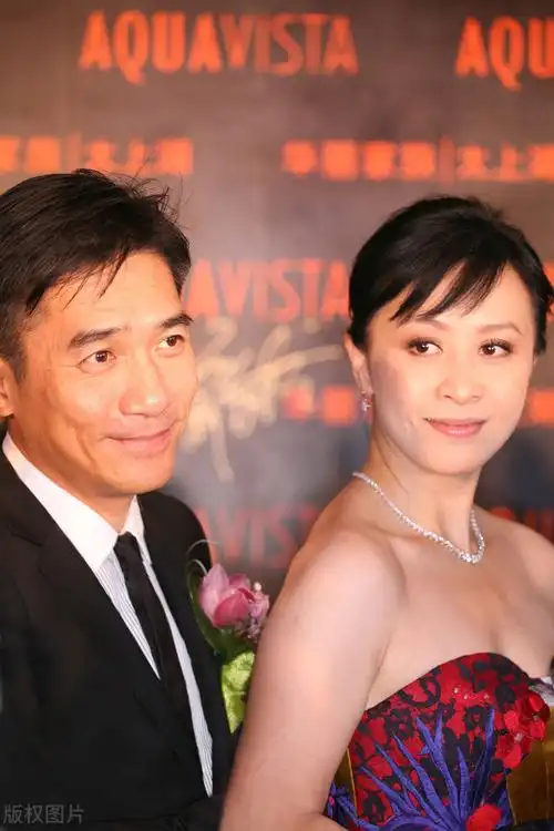 原创59岁刘德华生日刘嘉玲贾玲发文为其庆生出道半生依然少年