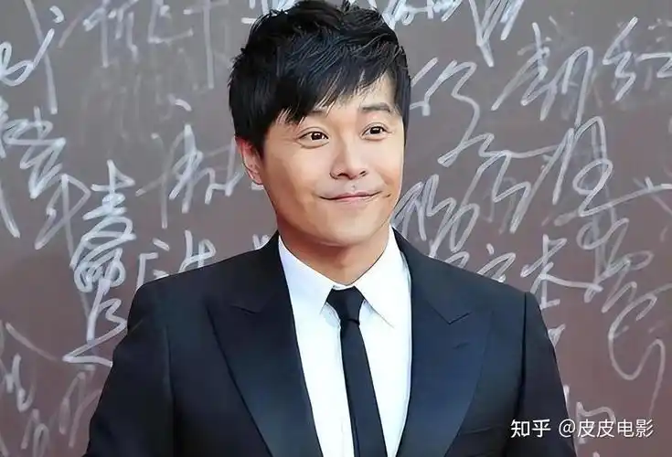 张译一出场,打破所有传言,能给他化解"危机"的人,还是陈思诚 - 知乎